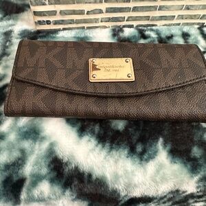 Michael Kors Leather Wallet